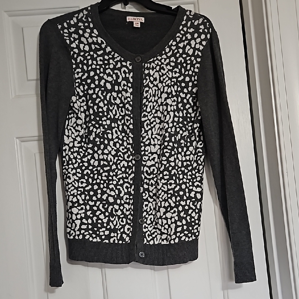 Women's Gray Sweater